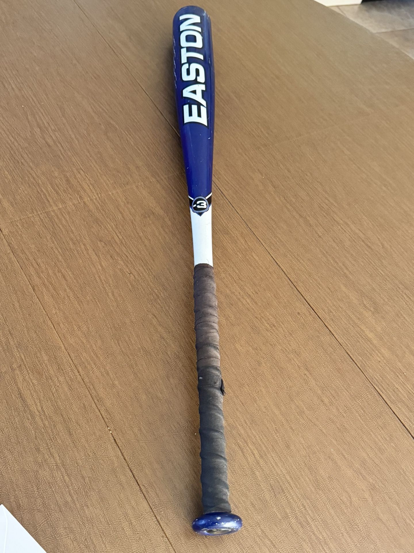 Easton Typhoon Baseball Bat Model BK60 32in. 29 Oz. 2 5/8 Barrel - Alloy 7046