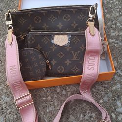 Louis Vuitton Crossbody bag