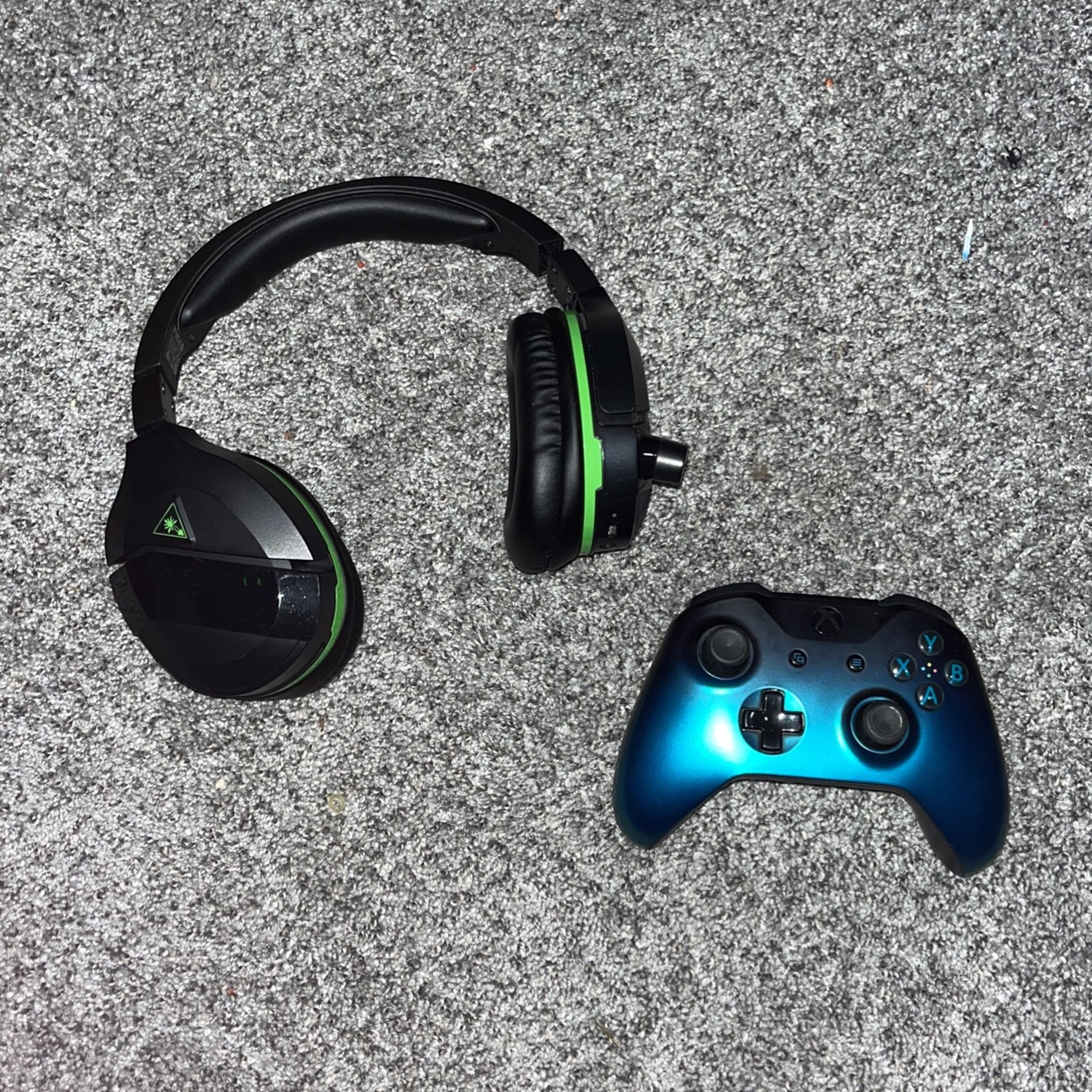 Xbox Controller And Mic for Sale in Covington, WA OfferUp