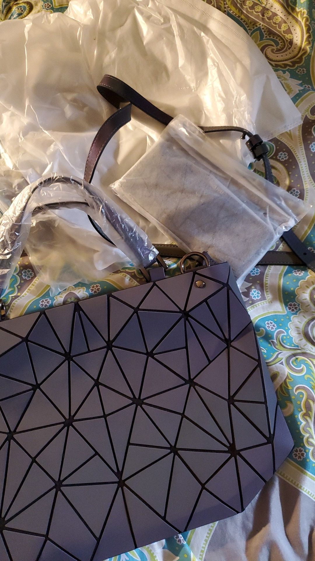 Holographic geometric purse w/wallet