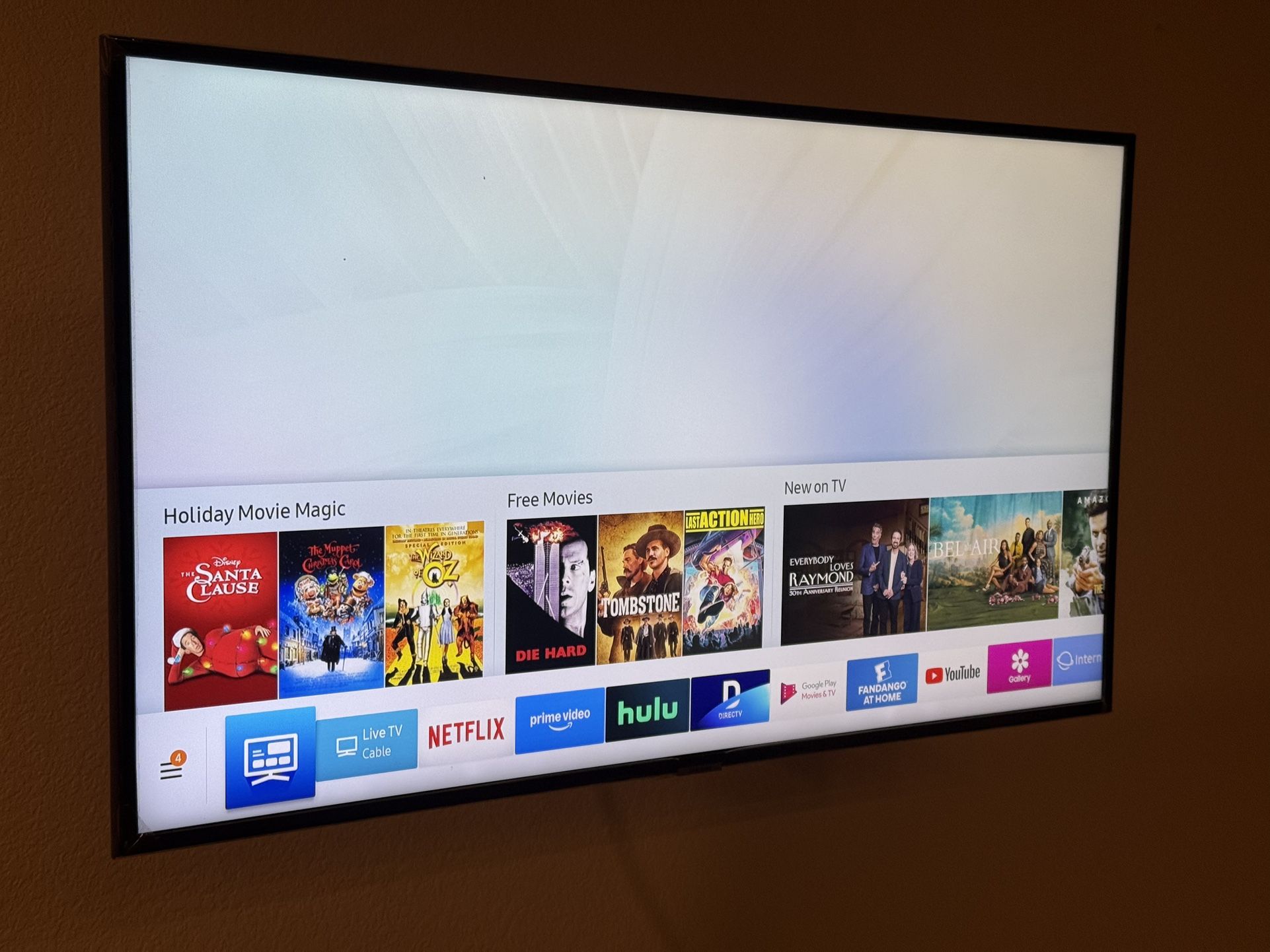 Samsung 43” UHD TV 6 series