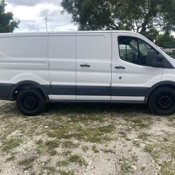 2016 Ford Transit 150 Van Low Roof 130”