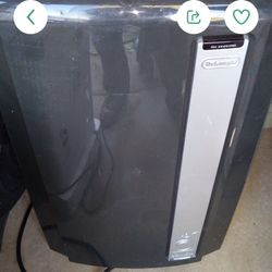 Delonghi 12,500 BTU Pinguino Portable Air Conditioner and Dehumidifier Includes Window Kit - PACAN125HPEKC