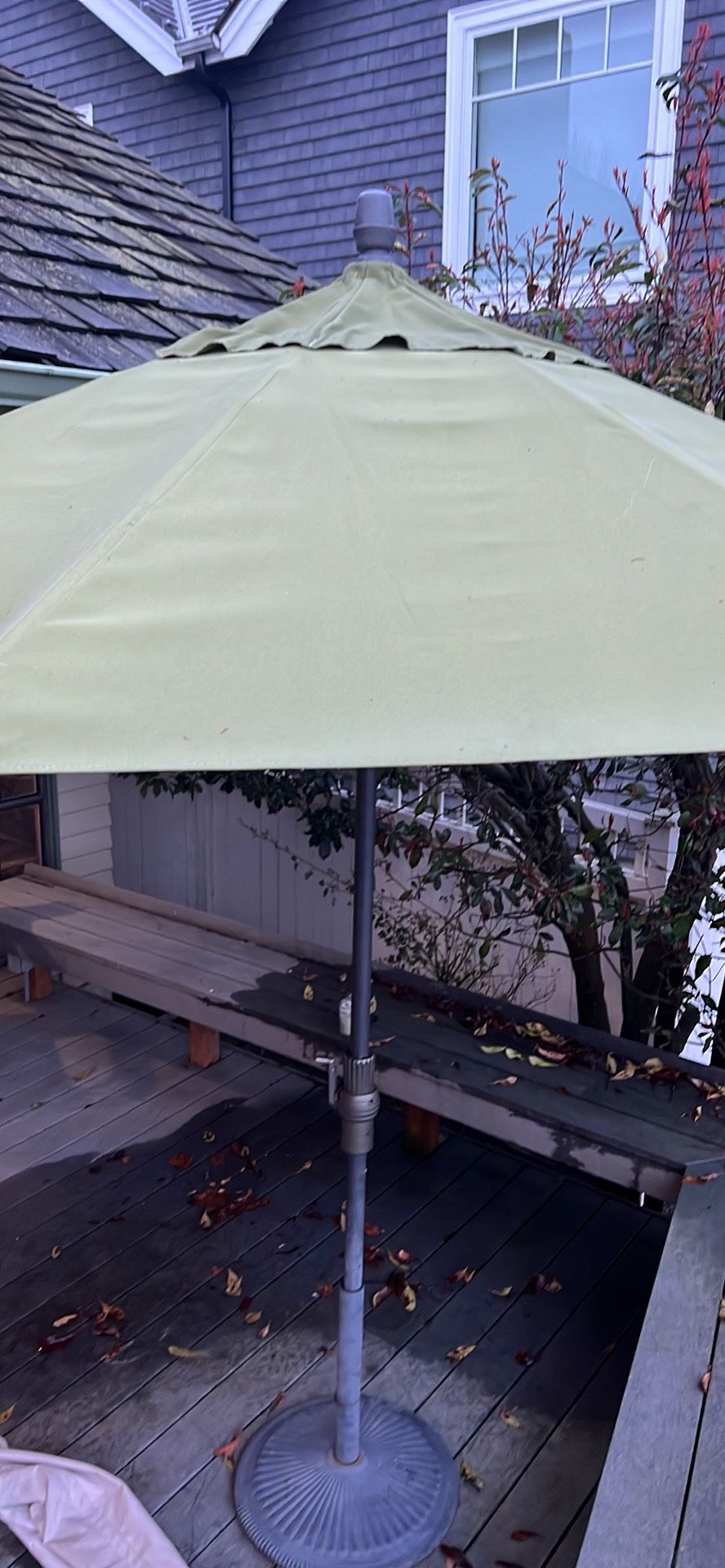OBravia Outdoor Umbrellas W/Stand for Sale in Kirkland, WA OfferUp