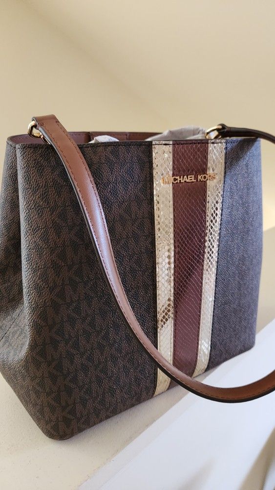 Michael Kors Shoulder Bag