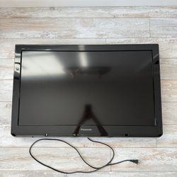 Panasonic 32 Inch LCD TV