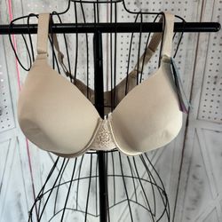 New with tags Vanity Fair Women's Beauty Back Smoothing  Bra, 40D