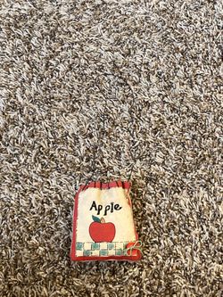 Apple bag hanging decor