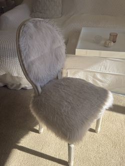 Pottery Barn White Desk Chair