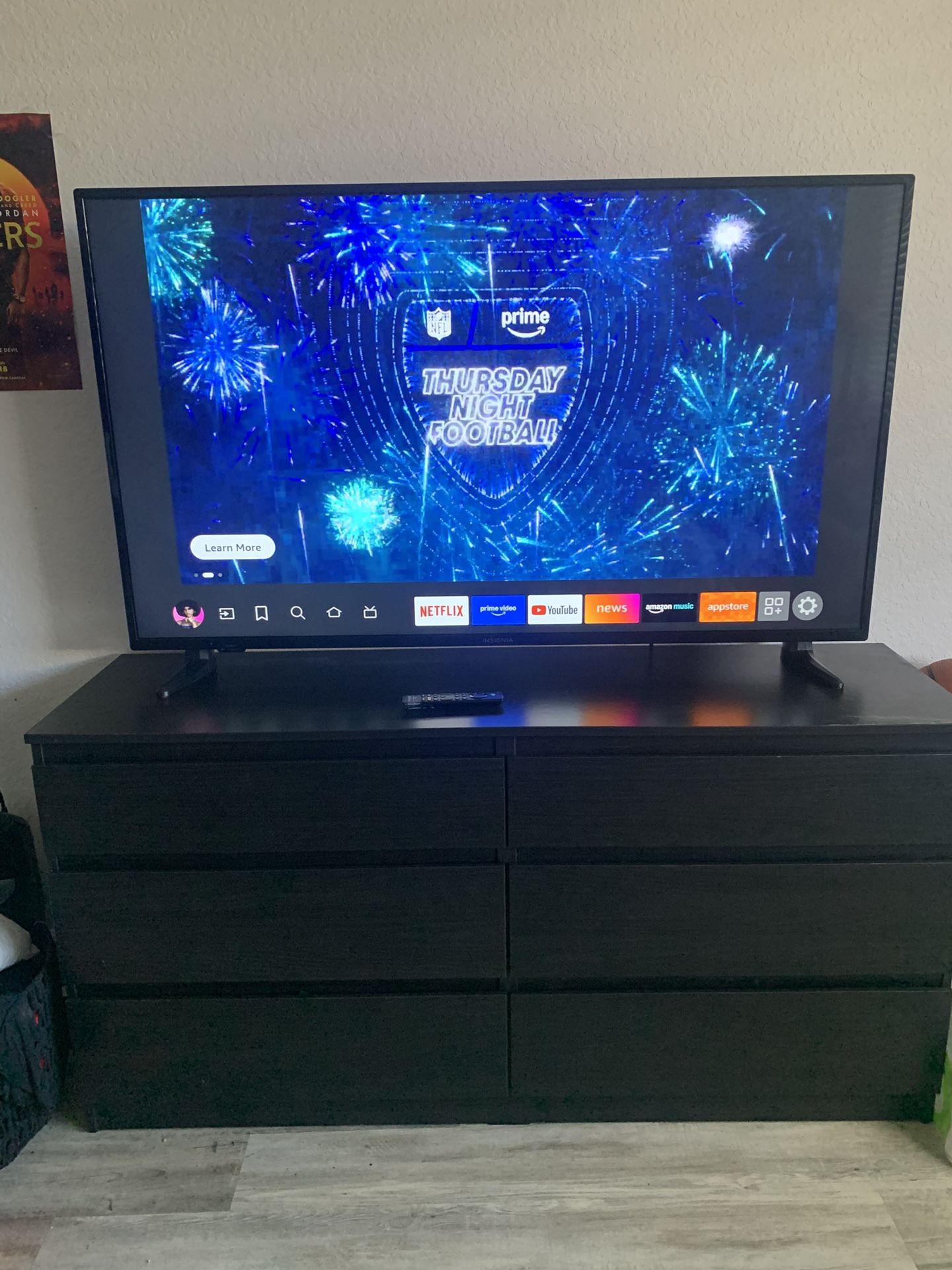 Insignia Smart TV – Excellent Condition