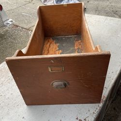 10 Drawers Or Storage Boxes Available