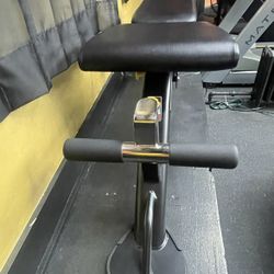 HOIST FITNESS BENCH