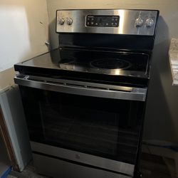 GE Electric Stove 