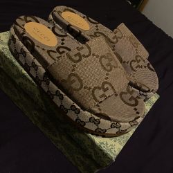 GG Brown Leather Sildes 