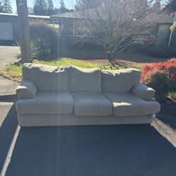 FREE COUCH
