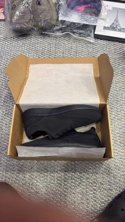 Black Shoes