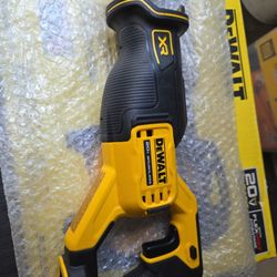 DEWALT 20VMAX XR BRUSHLESS DCS356 VARIABLE SPEED RECIPROCATING SAW (TOOL ONLY) NEW 