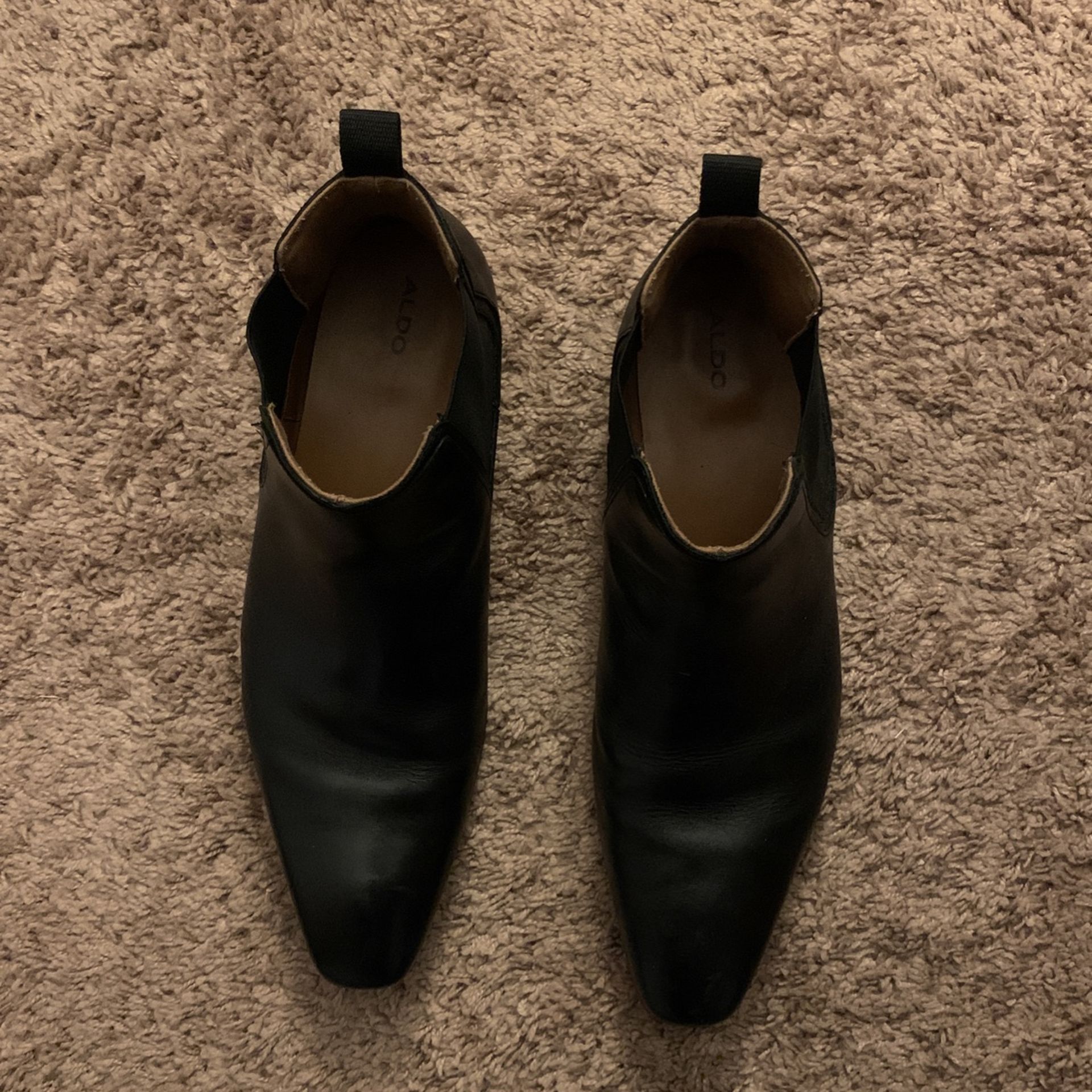 ALDO Chelsea Boots