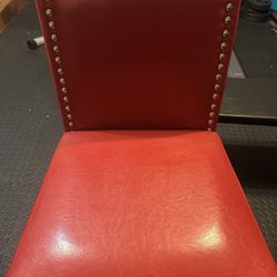 2 counter stools