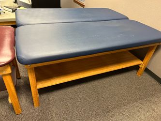 Massage table