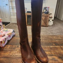 TIMBERLAND WOMENS BOOTS  SIZE 6