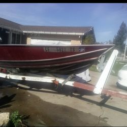 12' Gregor Aluminum Boat + Extras! 
