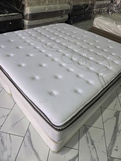 King sizes mattress and box spring