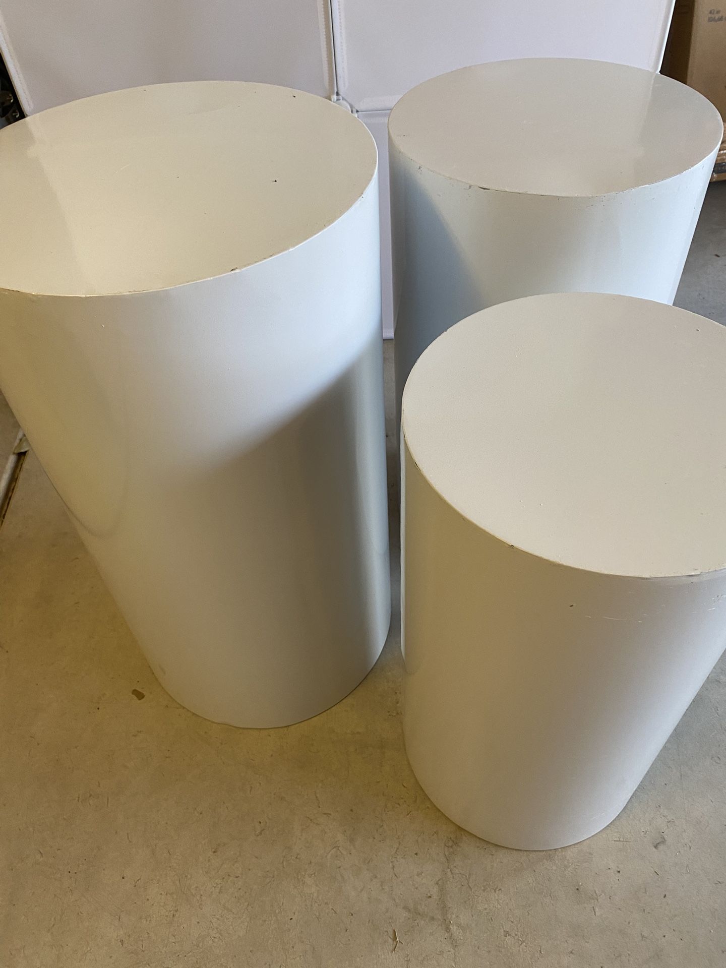 Three Pedestals For Party Design White