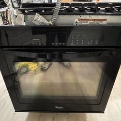 30” Whirlpool Wall Built In Oven WOS51EC0AB02 And Whirlpool Built In Range 