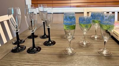 New, Never Used Set of 6 Champagne Flutes & 5 Wine/Champagne Glass Set