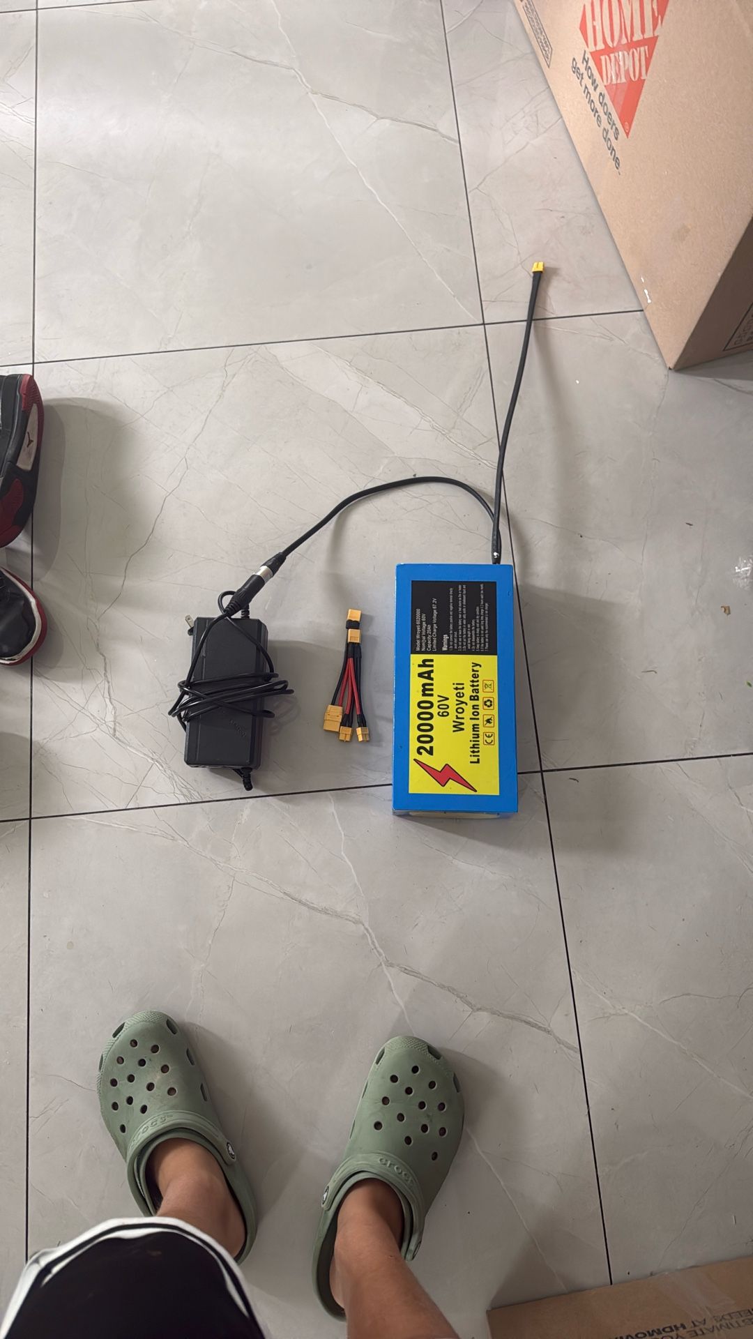 60 V battery 2000 MAH comes with charger