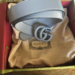 Women’s Grey Gucci Belt