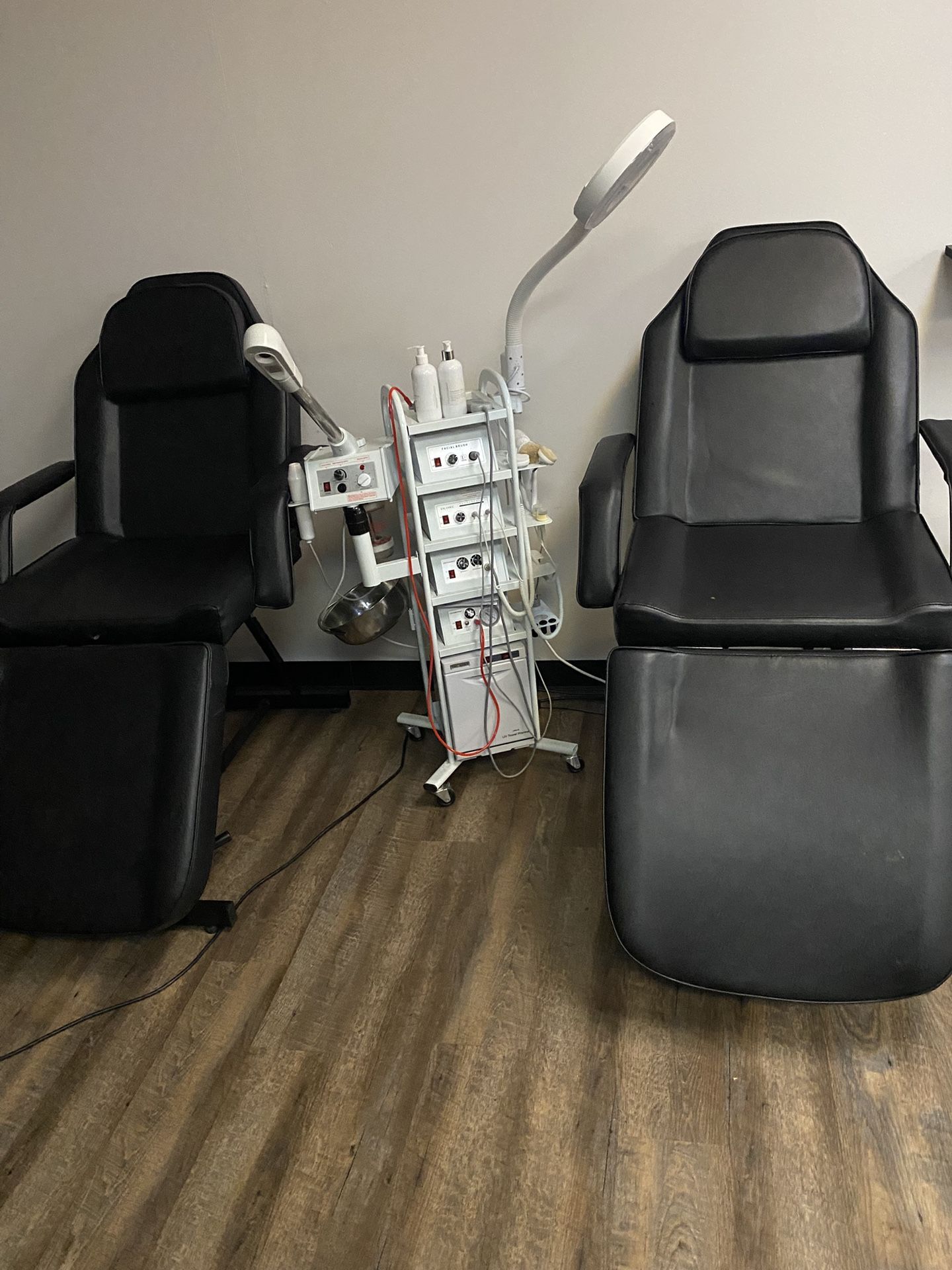 Beauty Salon Equipment