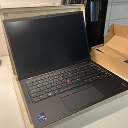 NEW & UNUSED: Lenovo ThinkPad X1 Carbon Gen 11 Intel Laptop, 14" IPS LED , vPro®, Iris Xe Graphics, 32GB, 512GB, Win11 Pro