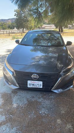 Nissan Altima Sedan