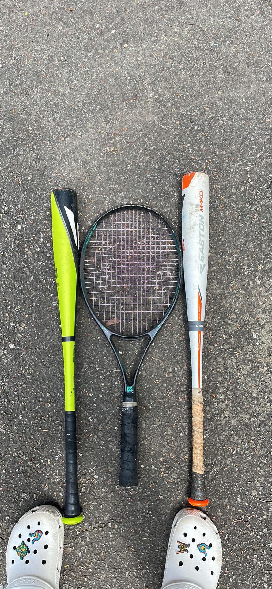 Revelation Tennis Racket And 2 Mako Bats