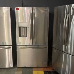 New Frigidaire French Door Refrigerator‼️‼️
