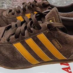 Adidas Brown Suede Size 11$75