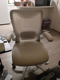 Desk chair