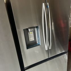BRAND NEW SAMSUNG COUNTER DEPTH MEGA CAPACITY