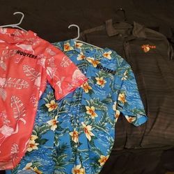 Hooters Polos
