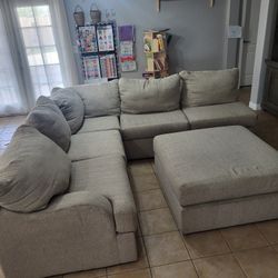 Sectional Couch 