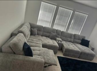 LUCIE DOVE 7 PIECE POWER SECTIONAL