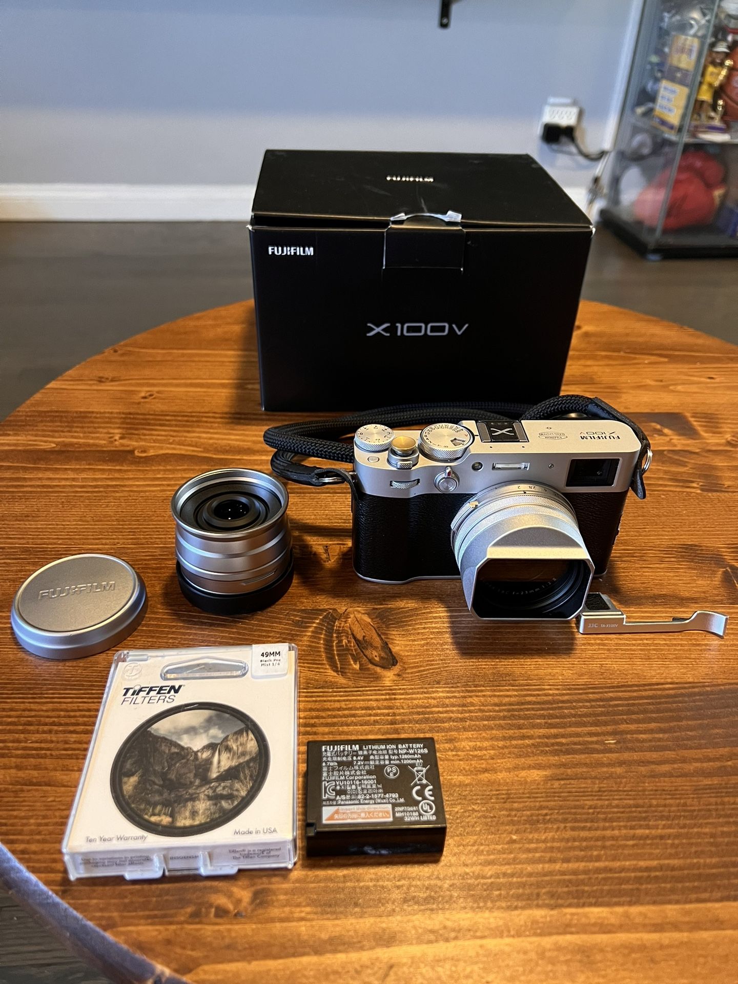 Fujifilm X100v Camera Mint Condition - Fujifilm X Series Camera