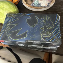 Pokémon Mega Charizard X ex Ultra Premium Collection