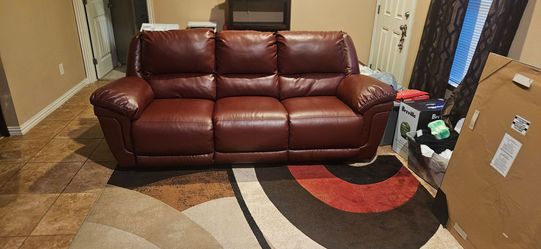 3 seater sofa,  8×10 rug and 2 gold end tables