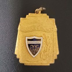 Medalla Legion De Honor Colegio Champagnat Cuba