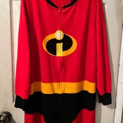 2x Incredible Costume