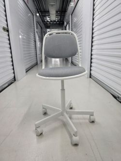 White Desk Chair with Gray Fabric Seat