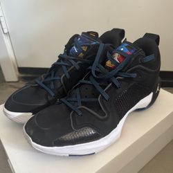 Jordan 35 low 